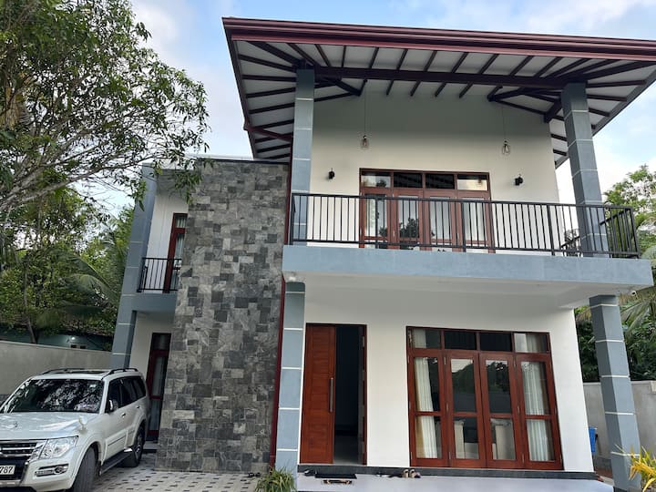 Spacious New House Near Aluthgama, Benthota Area - Bentota