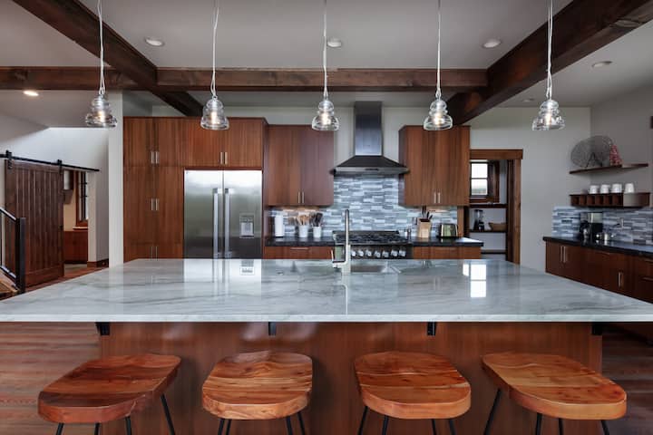 Western-style Retreat | Views Of Viking Creek - Whitefish, MT