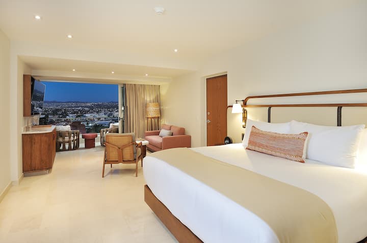 Rare Find! Four Sunset View Units, Beachfront! - Cabo San Lucas
