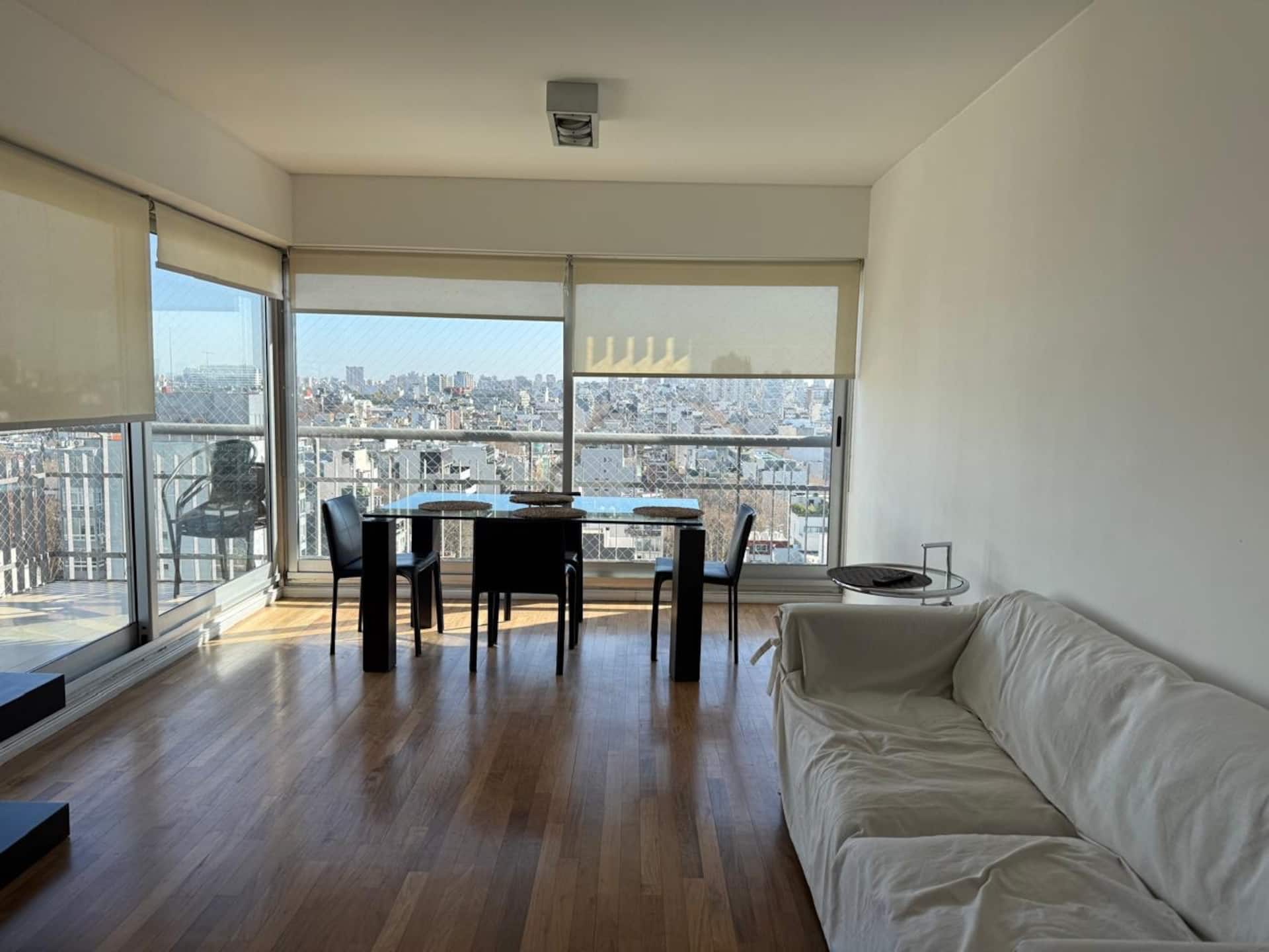 Apartment with city view and AC