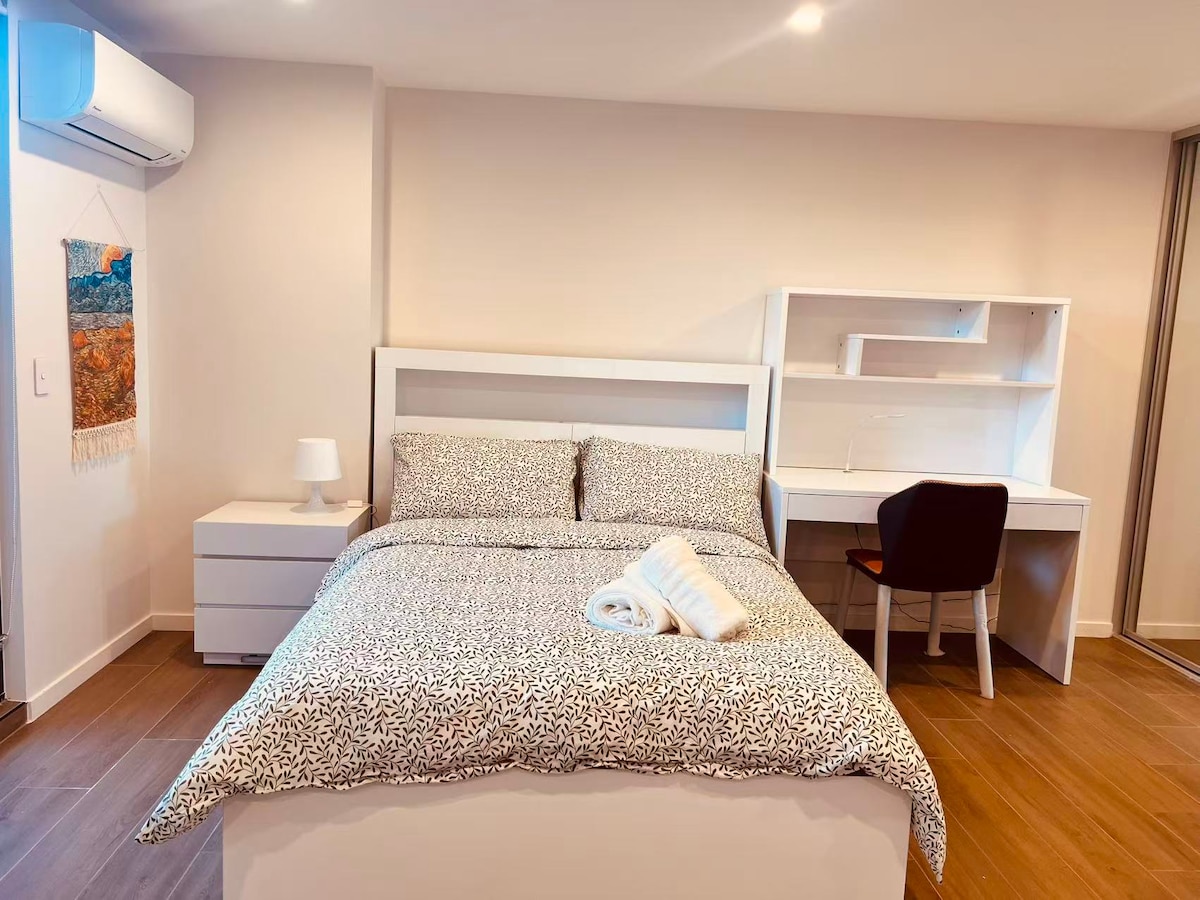 Ashfield New Spacious
