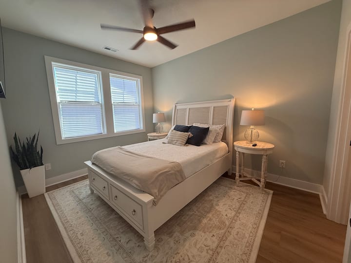 Sunrise Cottage | Modern Wilmington Retreat - Wilmington, NC