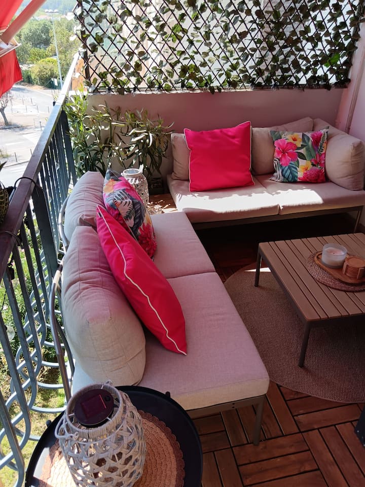 Un Espace Sûr Et Accueillant Réservé Aux Femmes. - Aix-en-Provence