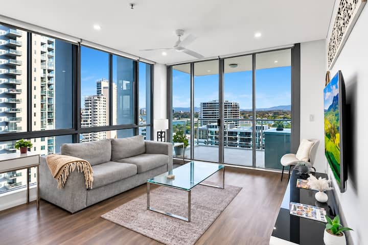 Southport Apartment - Gold Coast