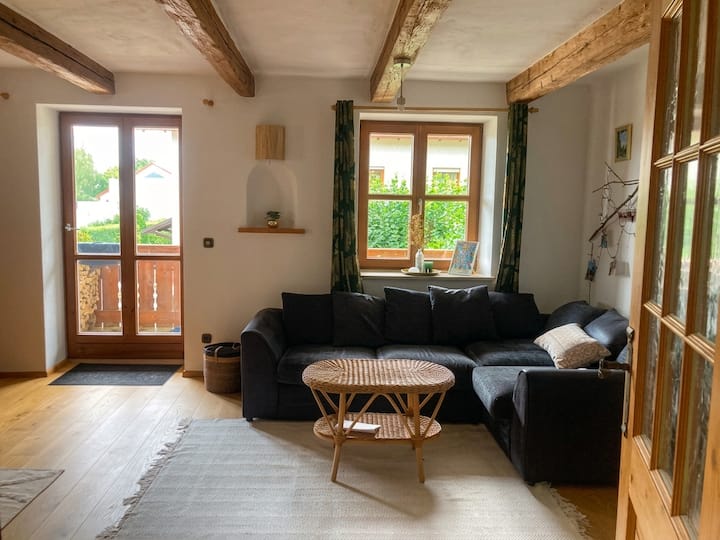 Charming Modern Bavarian Apartment - Erding