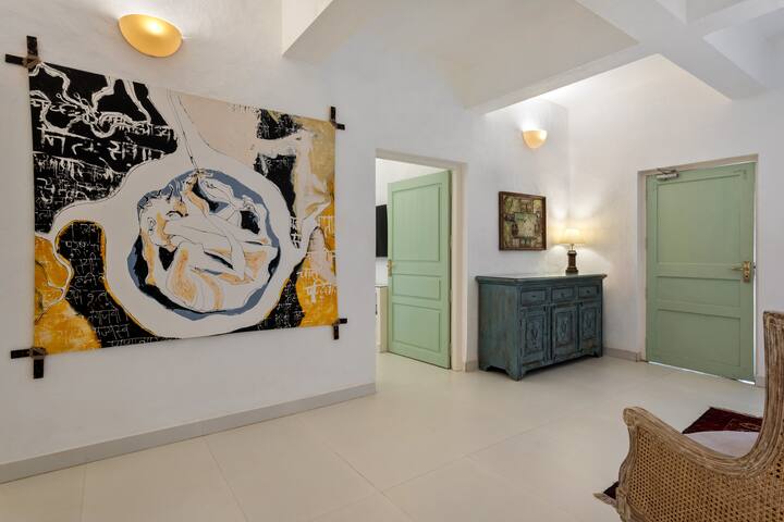 Living room image 9