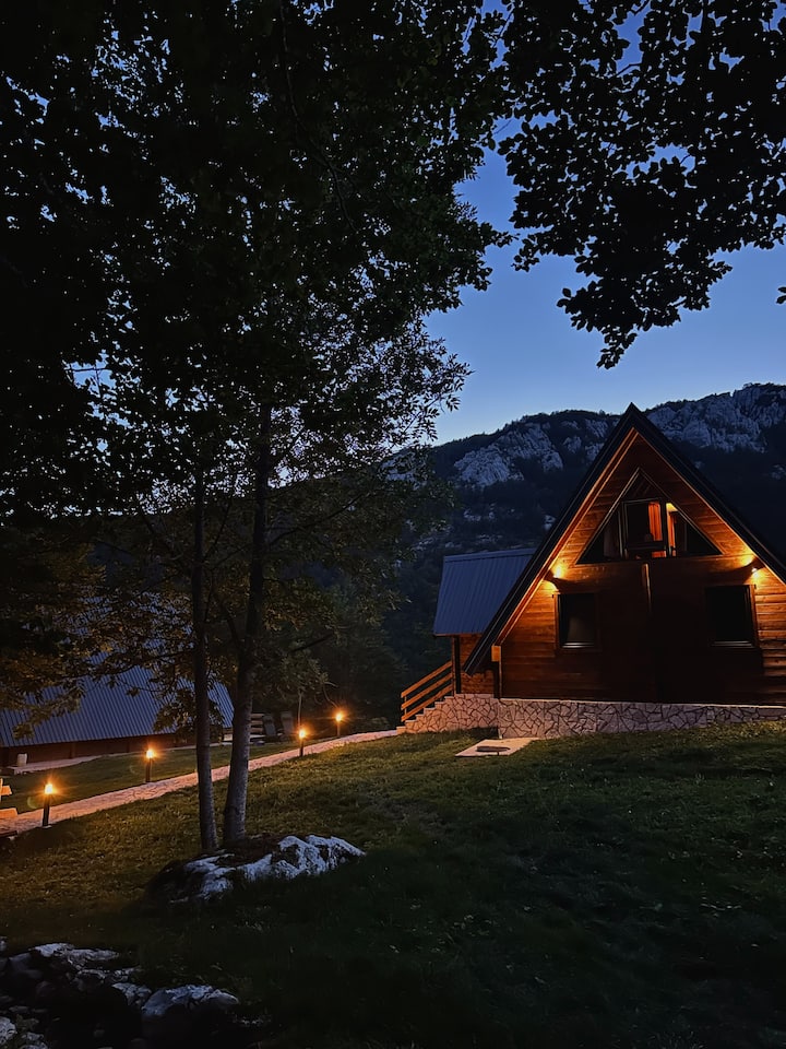Planinska Tišina | Durmitor Retreat | Jelena - Monténégro