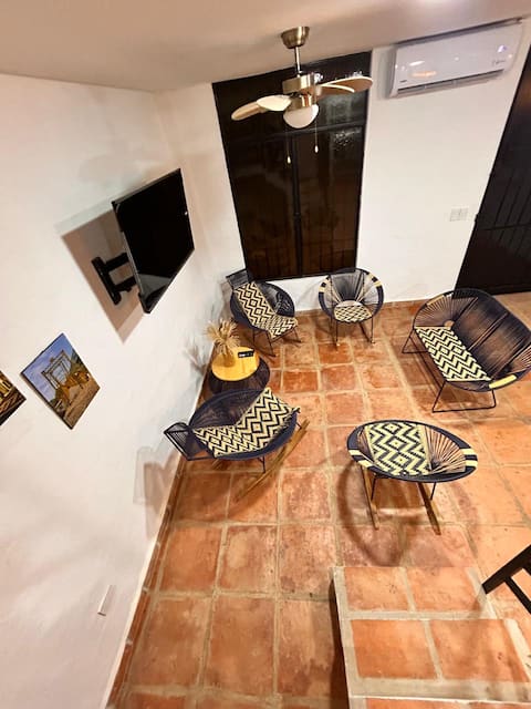 Popular Airbnb listing: Private Pool, A/C & Private Parking in Honda
