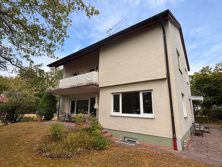 Einfamilienhaus Mit Riesigem Garten - Neuried