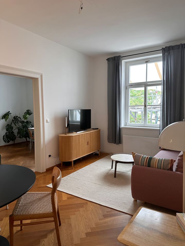 Gemütliche 2-zimmer-altbauwohnung - 뮌헨