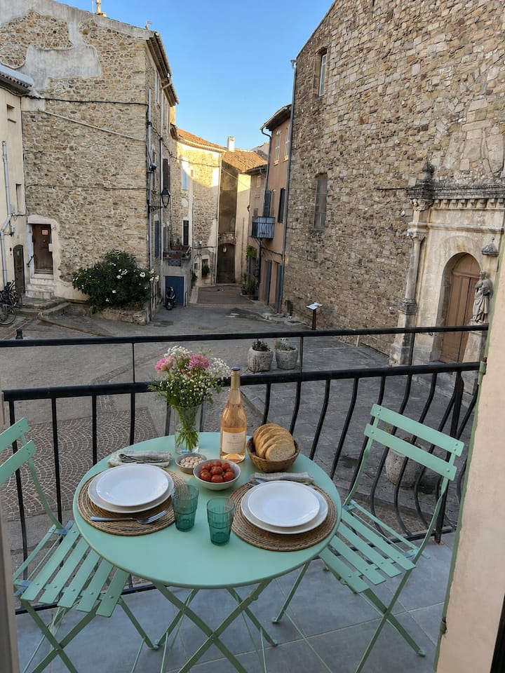 Maisonnette De Village Climatisée.2 Adultes +Bébé - Roquebrune-sur-Argens