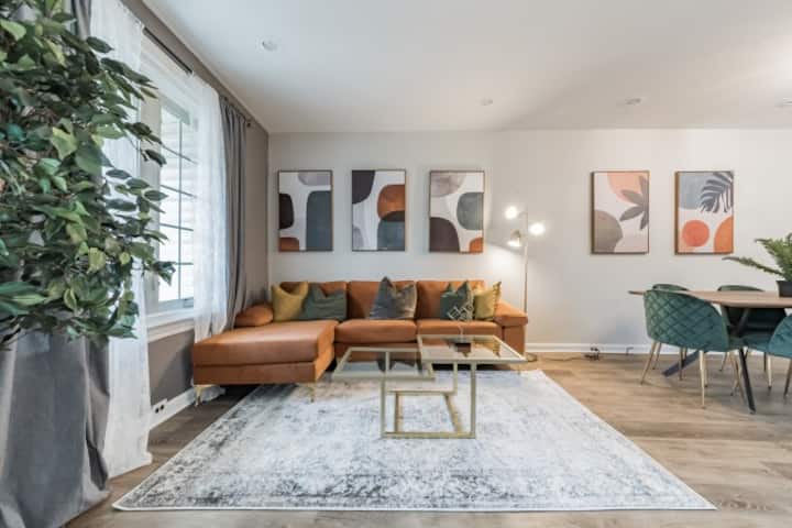 Bi-Level 3 BR plus Finished Basement | Sleeps 12 - Apartments for Rent ...