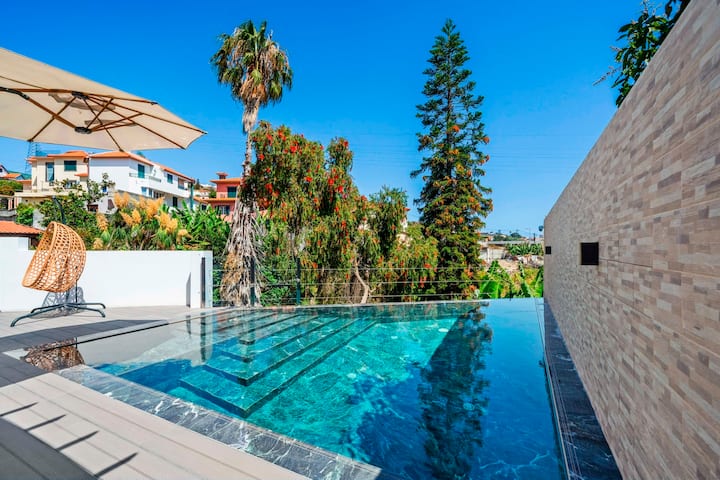 Private Villa - Pool - Free Parking - Snooker Wifi - Madeira