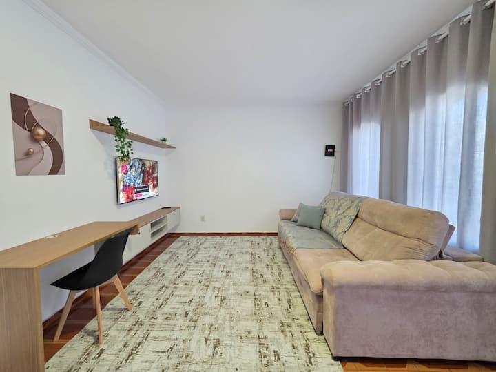 Apartamento Amplo E Bem Localizada - Santo André