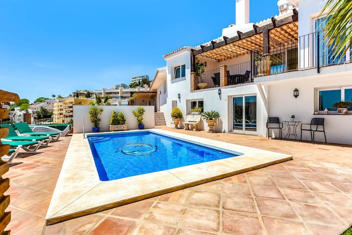 Villa Chispita For Groups - Coín