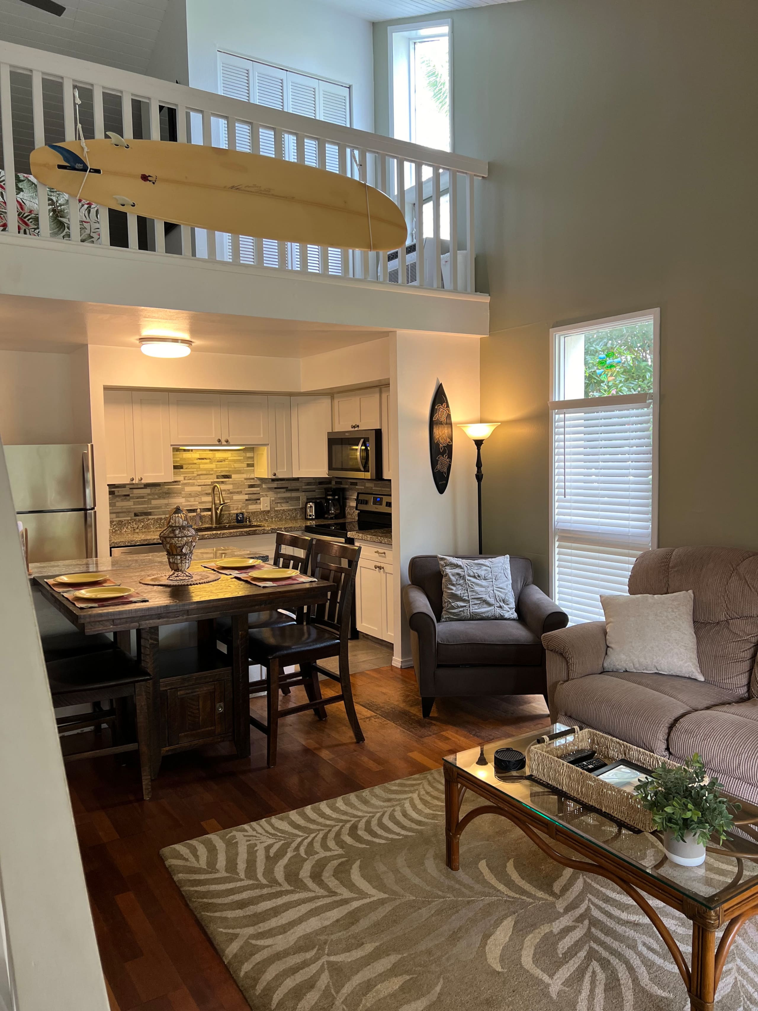 Condo in Kahuku · ★4.89 · 2 bedrooms · 4 beds · 1 private bath - Image 9
