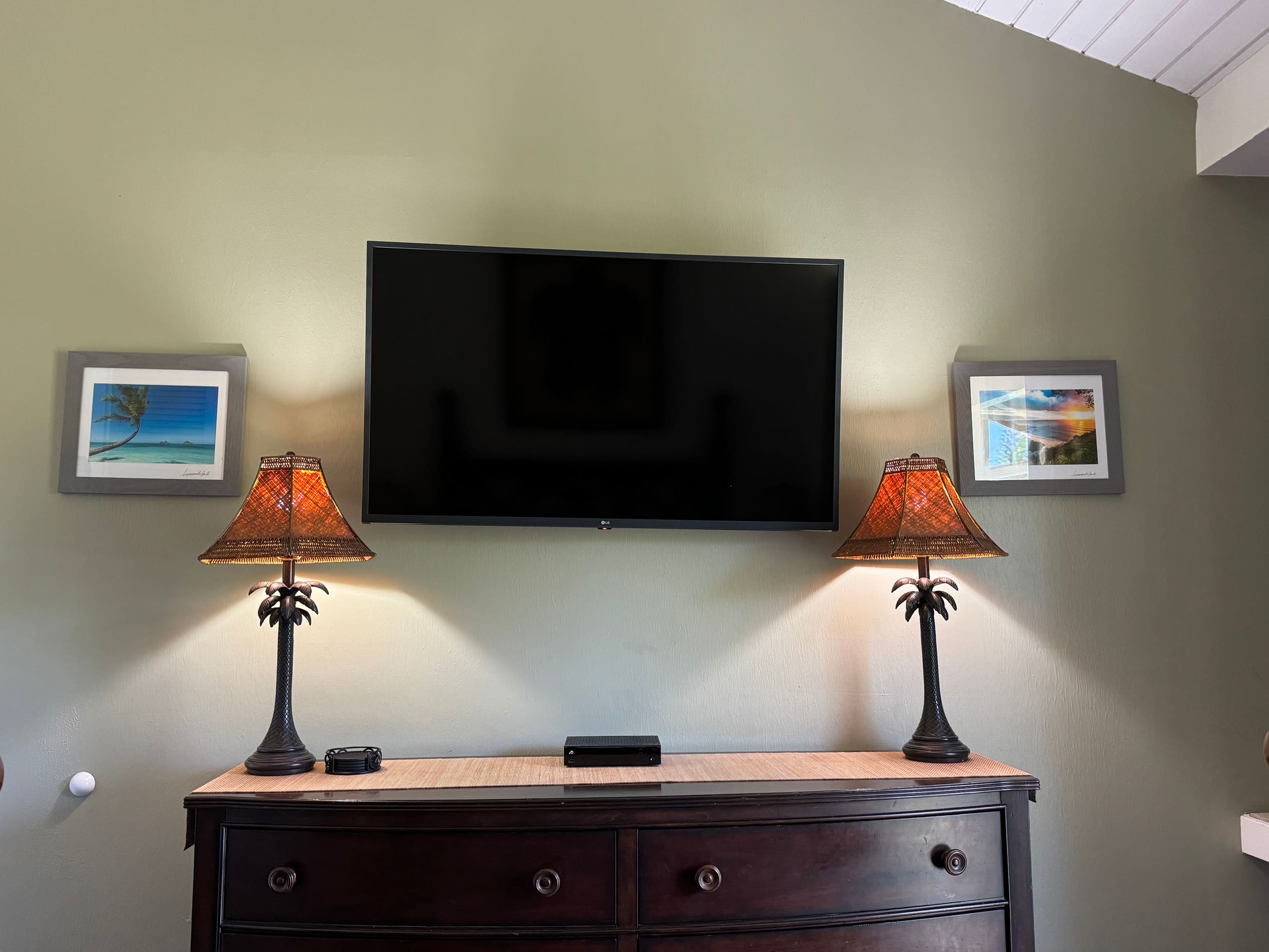 Condo in Kahuku · ★4.89 · 2 bedrooms · 4 beds · 1 private bath - Image 36