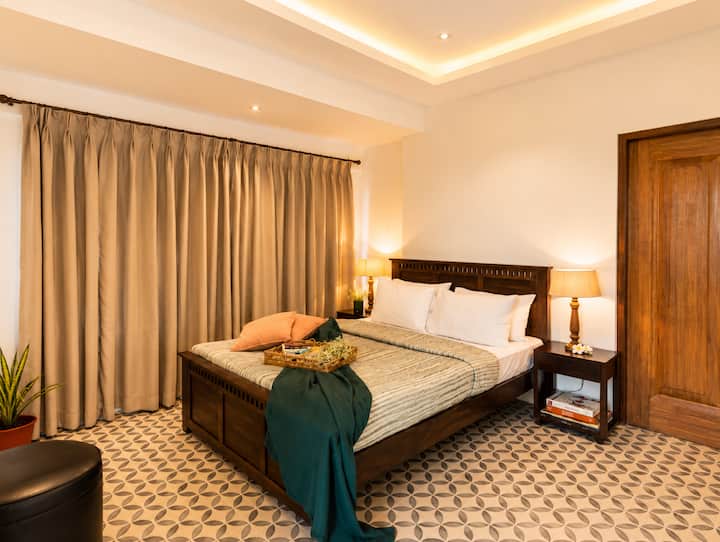 Bedroom 2 image 2