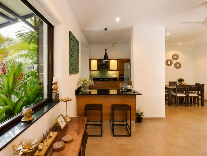 Full kitchen image 1