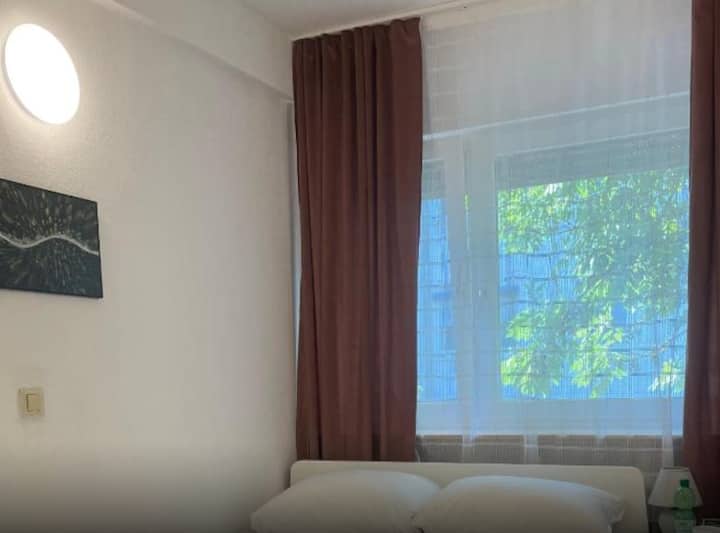Budget Doppelzimmer Im Hotel Starlight - Frankfurt Sur Le Main