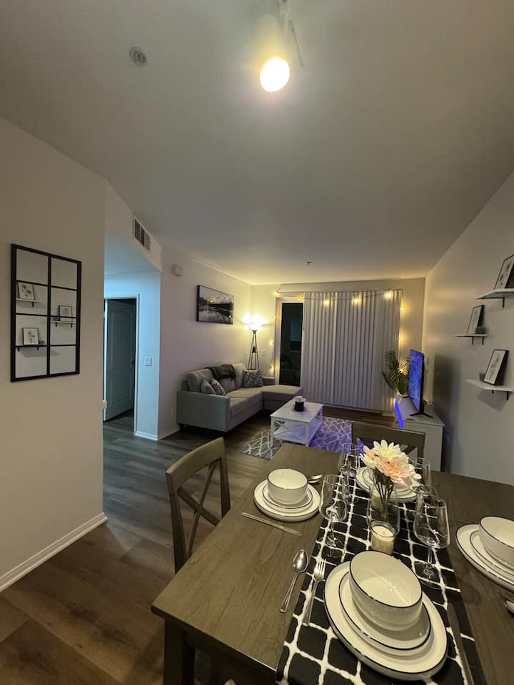 Marina 2br + 1ba Free Parking, Pool & Hot Tub,bbq - マリーナ・デル・レイ, CA