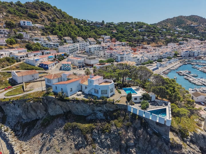 La Lloia · Seafront Villa - El Port de la Selva