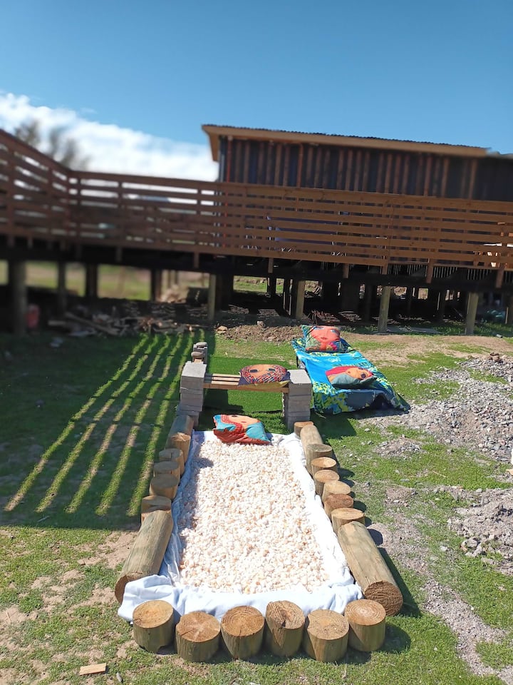 Logging Near Rivers Cozy accommodation near the Choapa River, Illapel - Tiny houses for ...
