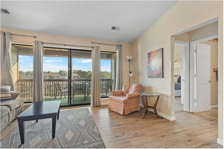 Villa Tranquille 
Golf & Pond View
Pointe Royale - Branson, MO