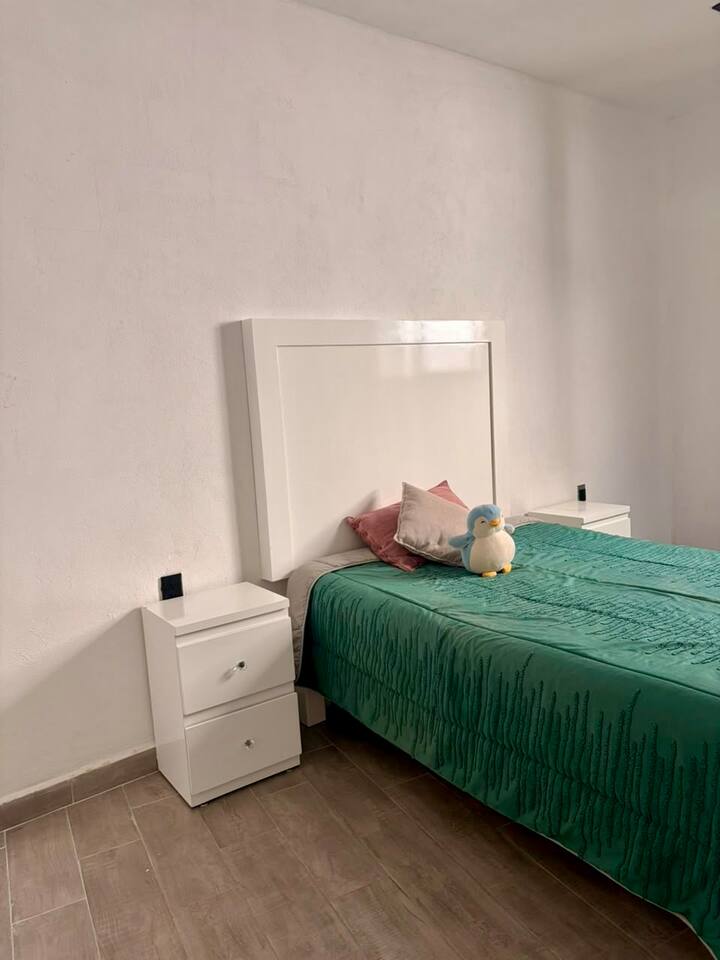 Dhomë gjumi 1