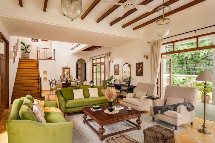 Living room image 1