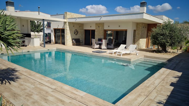 Luxusvilla Laescuera - La Marina