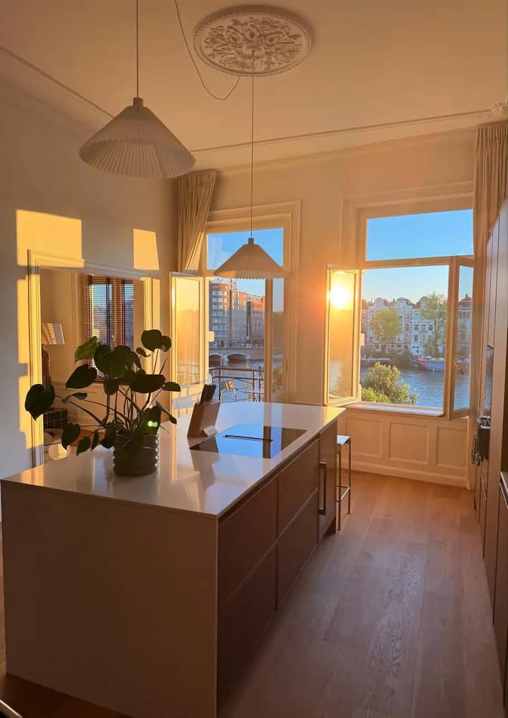 Extended Stay For Business In Amsterdam - Amsterdam