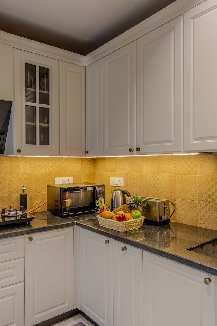 Full kitchen image 3