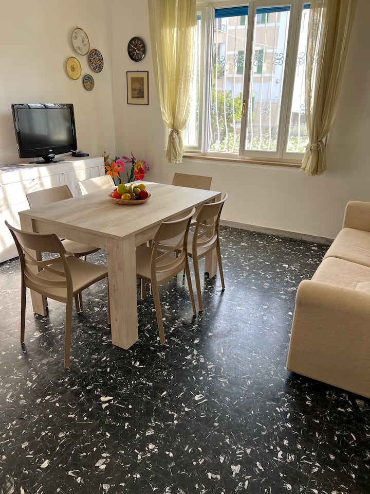 A Due Passi Dal Mare, A Quattro Dal Centro - San Benedetto del Tronto