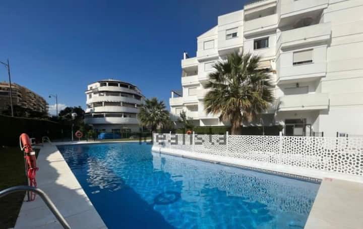 A Pasos De La Playa | Ubicación Privilegiada - Estepona
