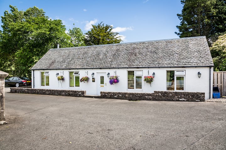 Lodge-confort-salle De Bain Privée-vue Sur La Camp - Aberfoyle