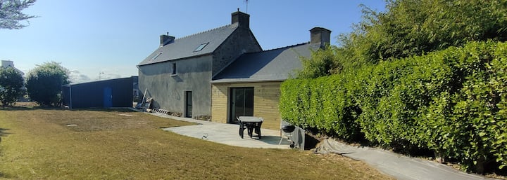 Maison De Charme Avec Jardin Privatif - Landivisiau