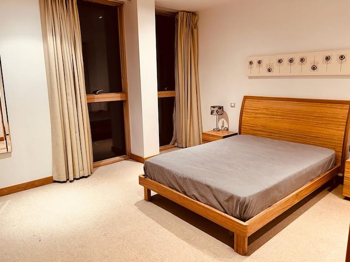 Workation Home Near Docks - Dublin