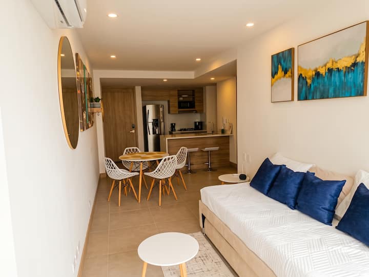 Building amenities at Serena del Mar