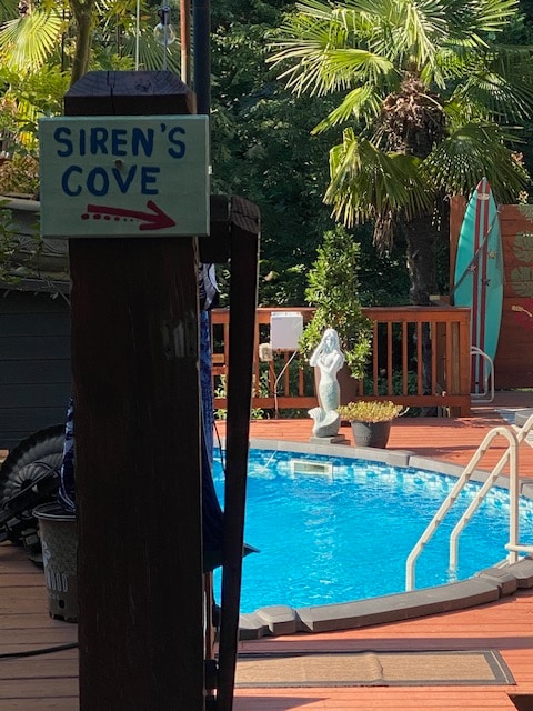 Siren's Cove