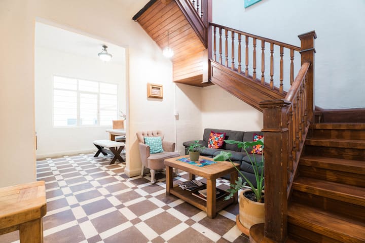 Classic Condesa House 15pax - Álamos