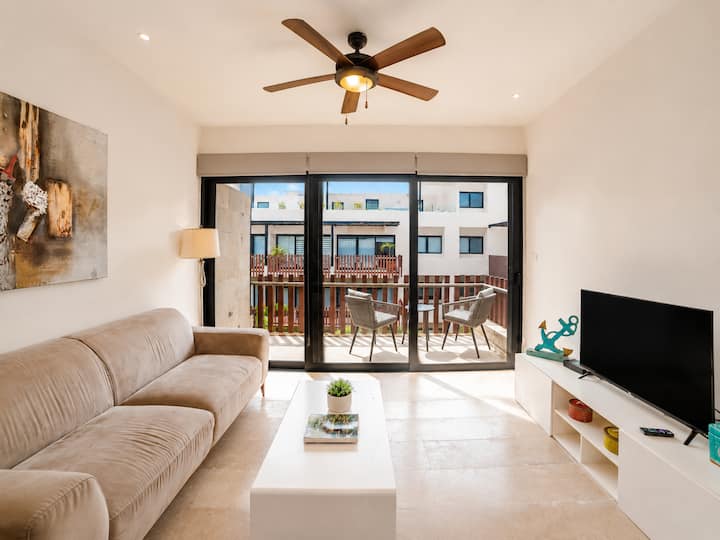 Palmares | 1 Br 1ba | Pool, Jacuzzi, Gym + 5th Ave - México