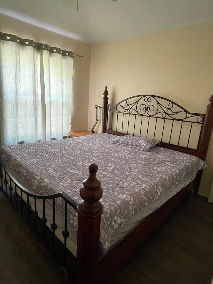 Lovely  Room - Zephyrhills, FL