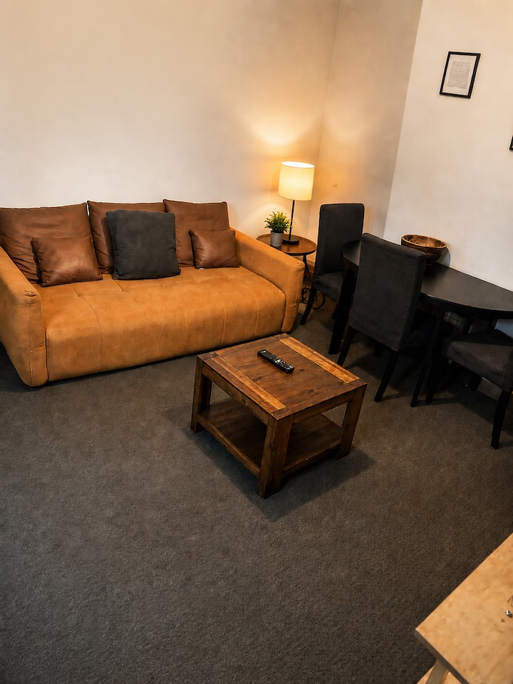Comfy Unit In Cbd - Adelaide