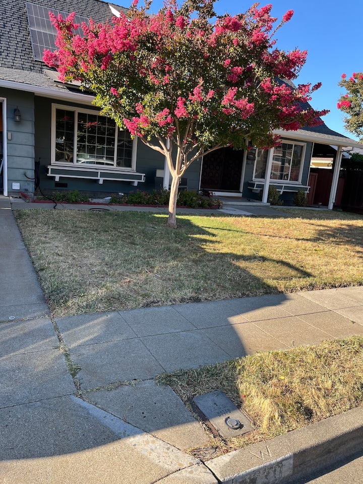 Suburban Serenity In Dublin | 4 Bd + Office + Yard - 샌 라몬