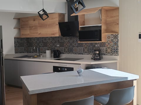 Departamento Luxury Towers piso 12
