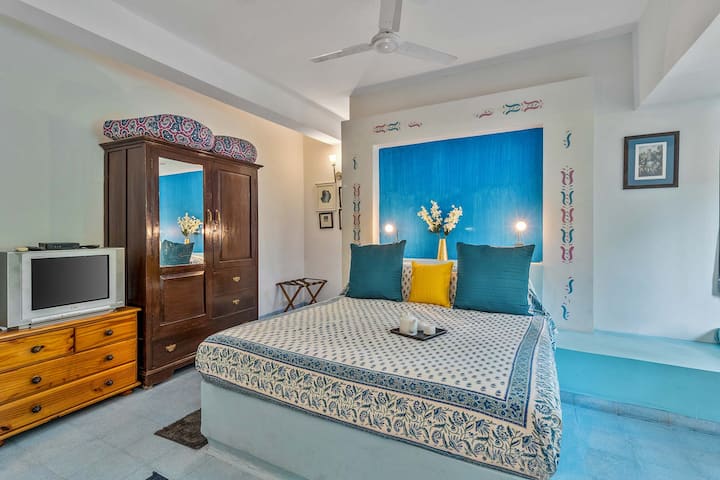 Bedroom 1 image 1