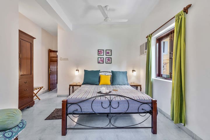 Bedroom 3 image 1