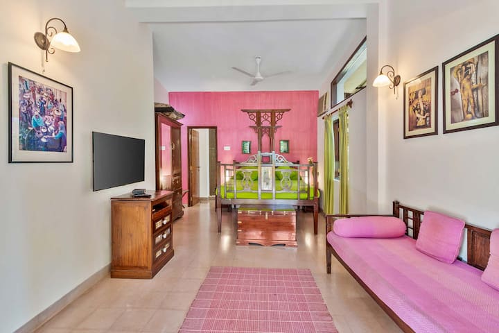 Bedroom 4 image 1