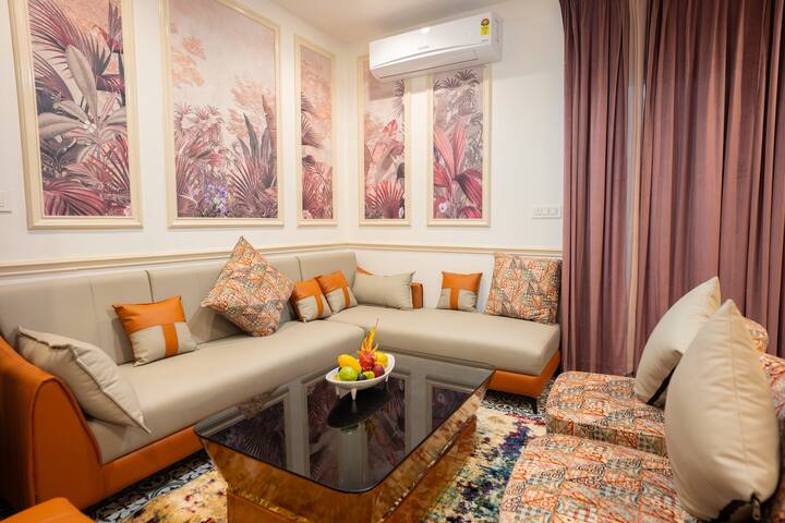 Living room image 3